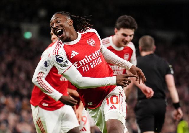 世界杯对阵名单-林良锋：争冠还需自身硬，阿森纳只硬对软刺可不够…